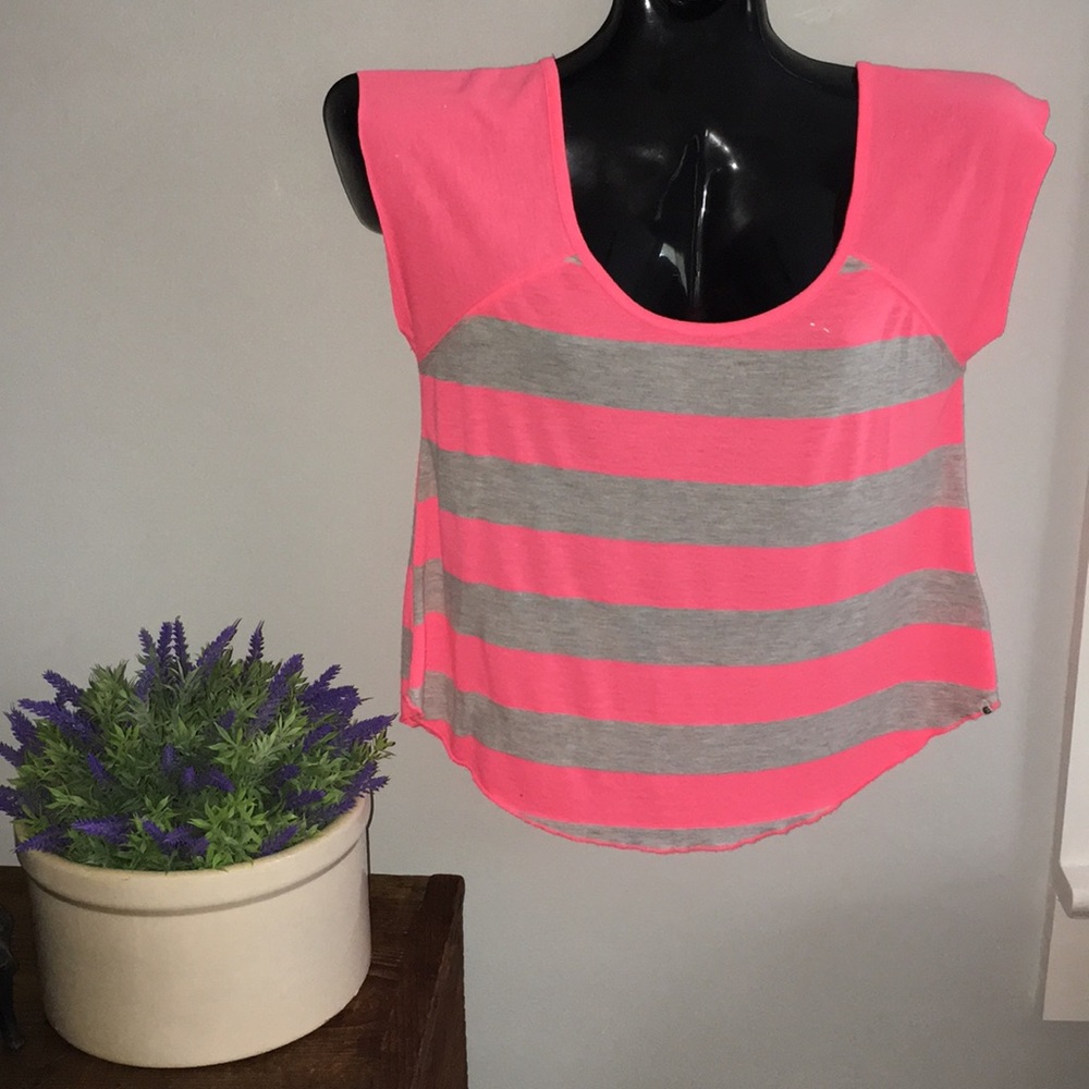 Billabong hot pink and gray criss cross back tank